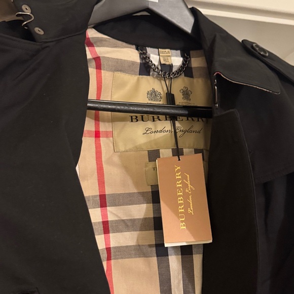 Burberry Black Women's Trench Coat - Picture 3 of 15